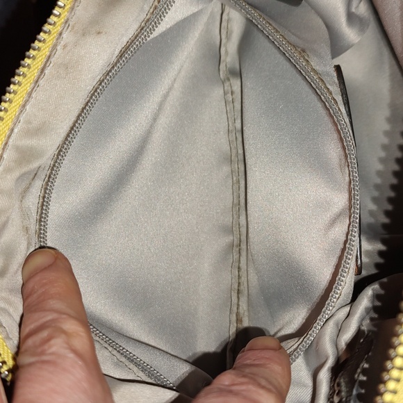 Coach Poppy Ski Bunny 15871 Quilted Nylon & Patent Leather shoulderbag. GUC. - Picture 15 of 16